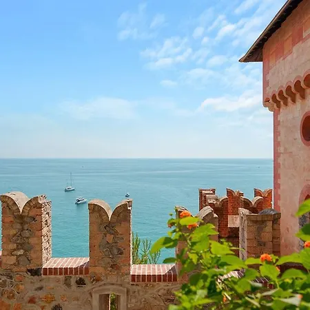 Relaxing Castle With Sea View Apartamento